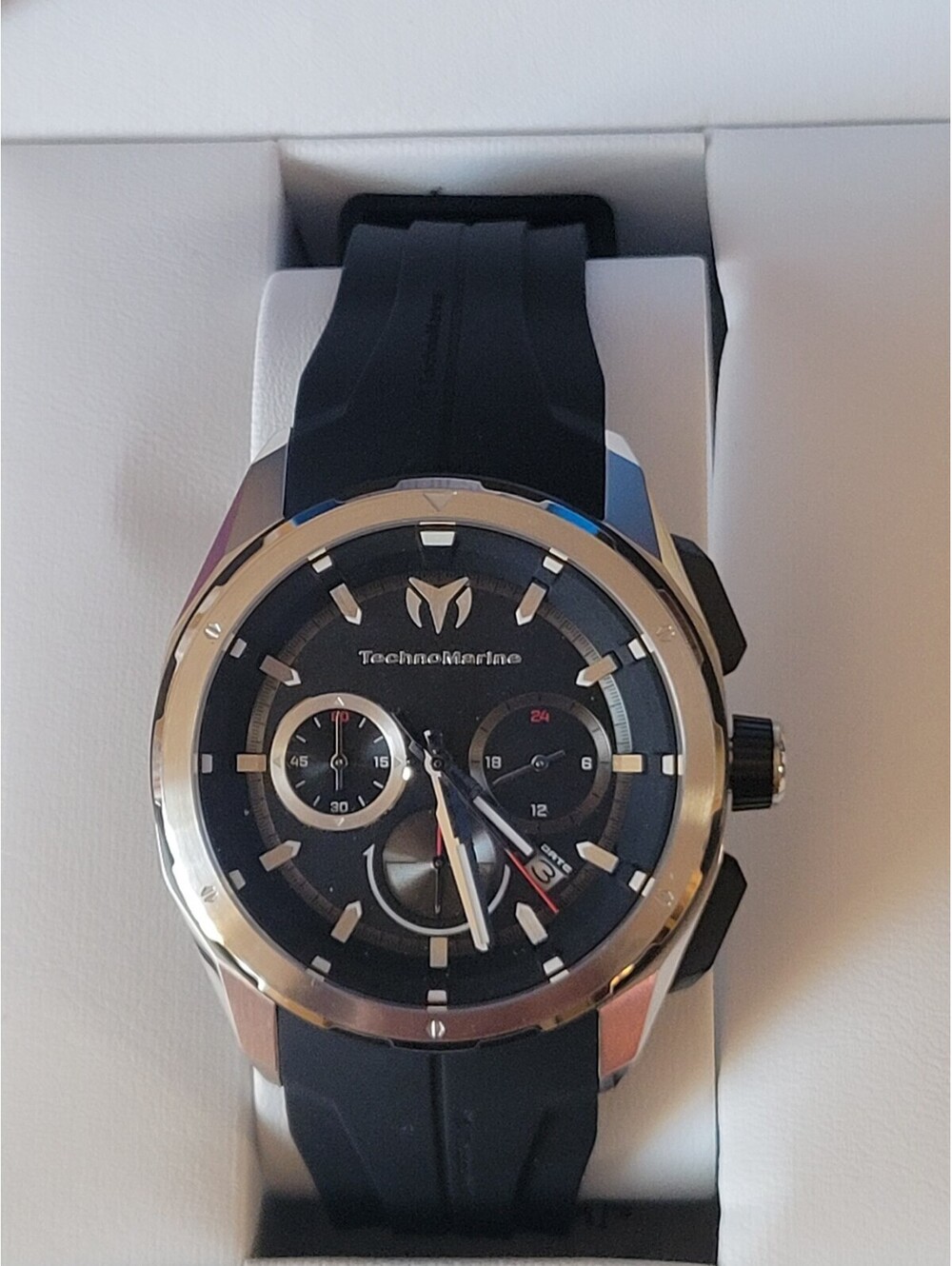 Technomarine 318098 Men's Watch Ocean Nomad  Chrono Black Dial Silicone Strap
